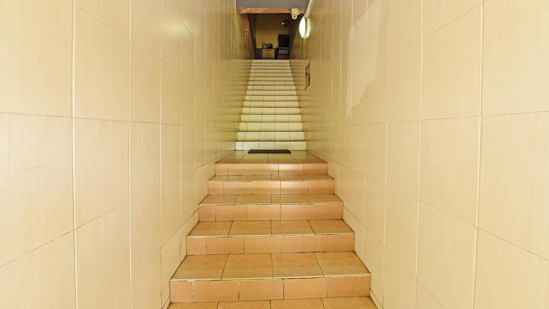 **  Oyo 89656 Melati Hotel Nilai Malaysia